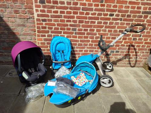 Lichtblauwe Stokke buggy met autostoel, wieg en zitje, Kinderen en Baby's, Buggy's, Gebruikt, Overige merken, Regenhoes, Verstelbare rugleuning