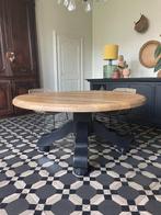 Massief eiken ronde tafel 160diamter, Huis en Inrichting, Tafels | Eettafels, Ophalen, Klassiek, modern, Gebruikt, 150 tot 200 cm