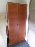 Grenen kledingkast, Ophalen, Zo goed als nieuw, Grenenhout, Met hangruimte