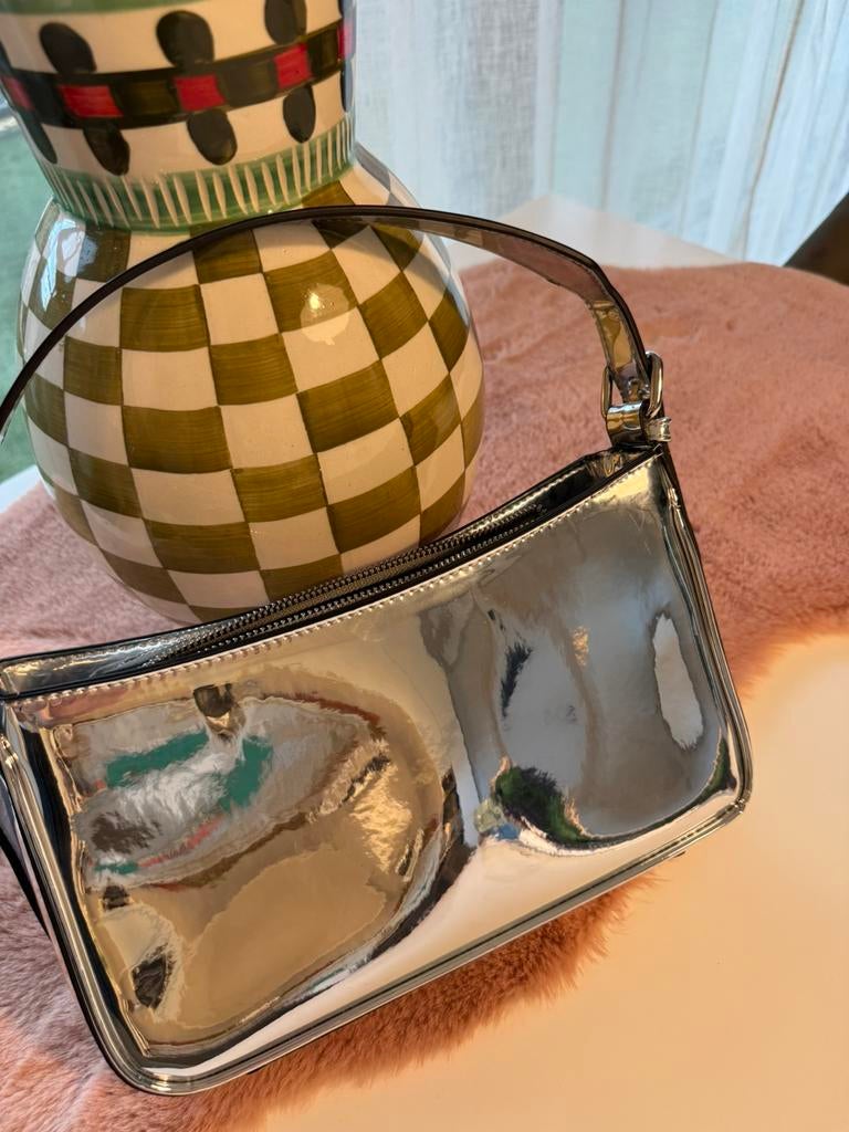 Sac à main argenté, Bijoux, Sacs & Beauté, Sacs | Sacs à bandoulière, Utilisé, Argent, Enlèvement