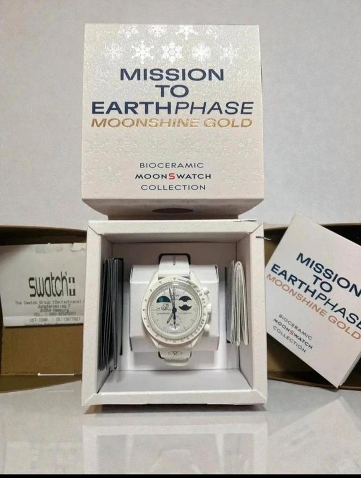 Mission Omega x Swatch Speedmaster /Moonshine gold, Bijoux, Sacs & Beauté, Montres | Hommes, Neuf, Montre-bracelet, Omega, Synthétique