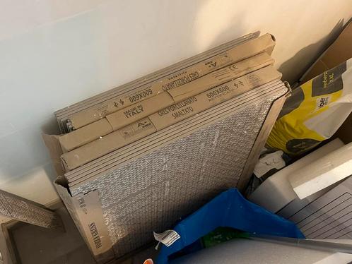 24 keramische tegels (gres porcellanato smaltato) – 60x60 cm, Doe-het-zelf en Bouw, Tegels, Zo goed als nieuw, Vloertegels, Keramiek