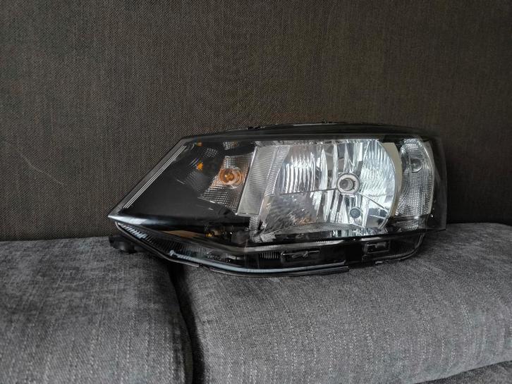 Phare gauche de la Skoda Fabia III de 2014 à 2022, Autos : Pièces & Accessoires, Éclairage, Skoda, Utilisé, Enlèvement ou Envoi