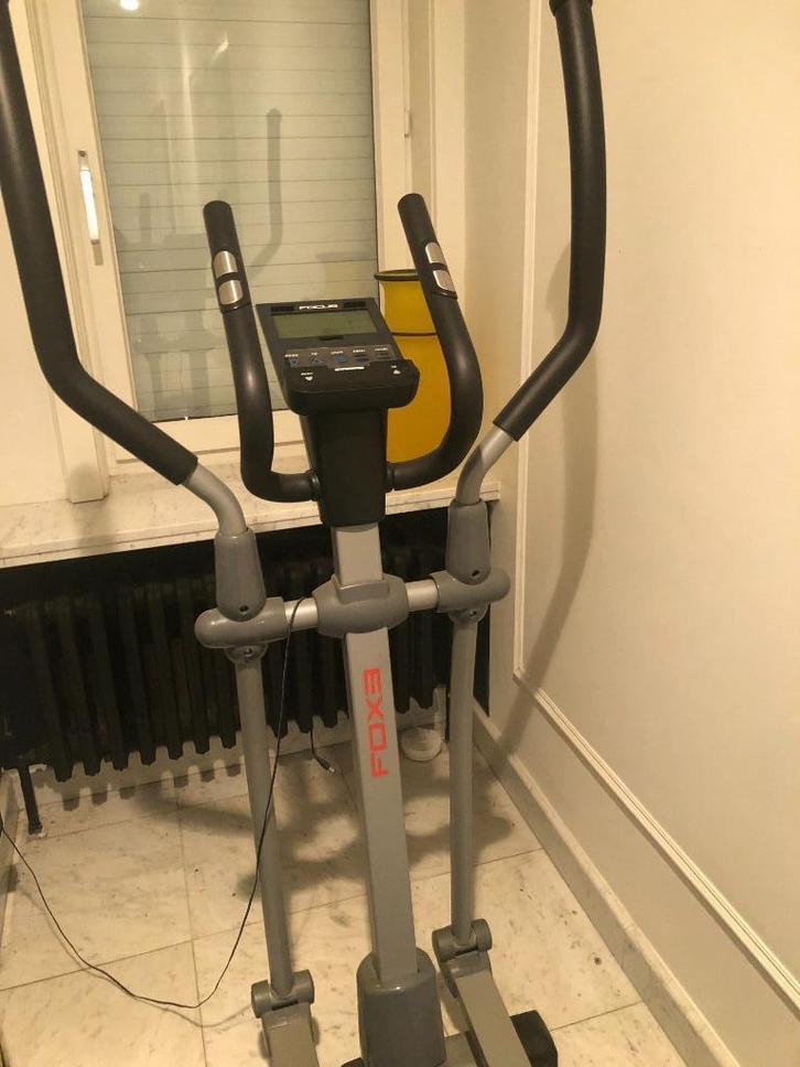 CROSSTRAINER FOCUS FITNESS FOX 3 IPLUS + KETTLER ROEITOESTEL, Sport en Fitness, Fitnessapparatuur, Gebruikt, Crosstrainer, Armen