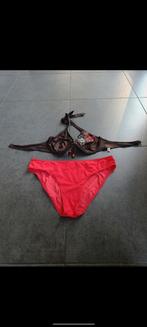 Halterbikini bruin-rood maat 44B (FR) Sloggi, Comme neuf, Brun, Bikini, Enlèvement ou Envoi