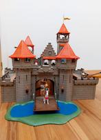 Groot playmobil kasteel + extra's, Ophalen of Verzenden, Zo goed als nieuw