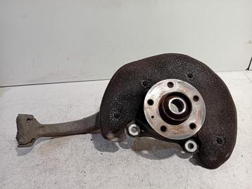 WIELNAAF RECHTS VOOR Audi A5 (8T3) (01-2007/01-2017) beschikbaar voor biedingen