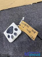 PEUGEOT 108 AFDEKKAP SLEEPOOG Achterbumper 2014+, Taurusavenue 1
2132 LS  Hoofddorp, NL, Gebruikt, Contact.group@renault.com, Stellantis N.V.