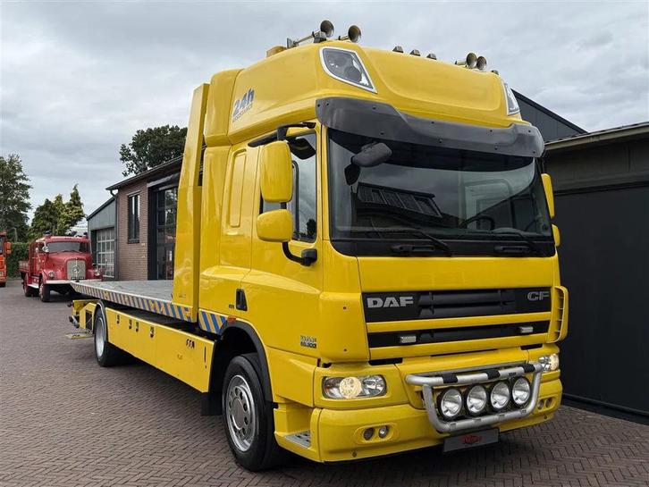 DAF CF 65.300 Towtruck Depannage Lier Brille Sleeper 640x242, Auto's, Vrachtwagens, ABS, Adaptive Cruise Control, Airconditioning