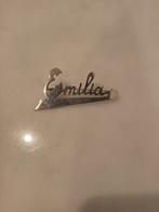 Broche en métal prénom Emilia, Bijoux, Sacs & Beauté, Bijoux anciens, Enlèvement, Autres matériaux, Broche