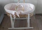 first moses basket + standaard. Kleur roze. Complete set., Kinderen en Baby's, Ophalen, Zo goed als nieuw