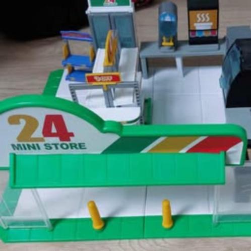 Mini Brands Convenience Store, Kinderen en Baby's, Speelgoed | Overig, Zo goed als nieuw, Jongen of Meisje, Ophalen