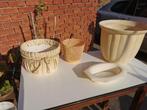 Bloempot kunststof beige - wit - licht geel - rond en ovaal, Kunststof, Gebruikt, Rond, Tuin