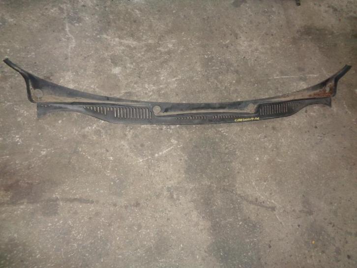 A vendre cache pare-brise Caddy 2005 à 2014, Autos : Pièces & Accessoires, Autres pièces automobiles, Volkswagen, Utilisé, Enlèvement