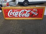 2 x grote houten reclame lijst met sticker van Coca Cola😎, Utilisé, Enlèvement ou Envoi, Panneau publicitaire