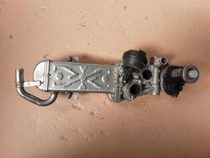 EGR KLEP Volkswagen Golf VI (5K1) (30L131512BL), Auto-onderdelen, Uitlaatsystemen, Volkswagen, Gebruikt