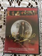 Smoorverliefd - nieuw, Tous les âges, Enlèvement ou Envoi, Neuf, dans son emballage, Comédie romantique