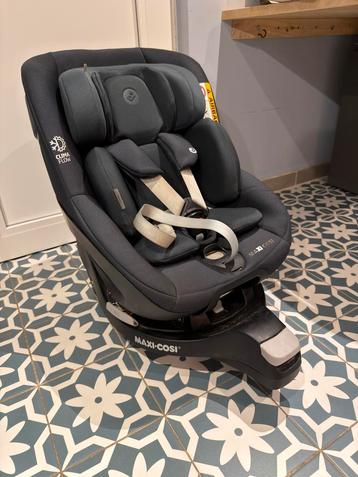 Maxi-Cosi Pebble 360 + Family Fix 360 beschikbaar voor biedingen