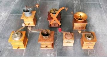 Lot van 6stuks oude/antieke koffiemolens beschikbaar voor biedingen