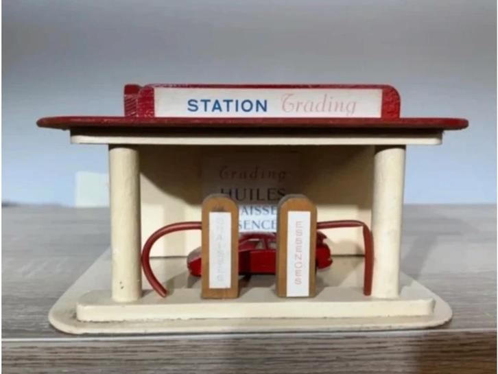 Vintage houten tankstation jaren 50/60 - Majolo-stijl, Antiek en Kunst, Antiek | Speelgoed, Ophalen of Verzenden