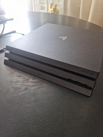 PS4 Pro + 1 controller + 9 Spellen beschikbaar voor biedingen