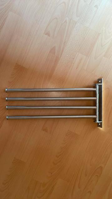 Handdoekenrek beschikbaar voor biedingen