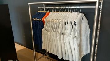 BODY'S EN JACKETS beschikbaar voor biedingen