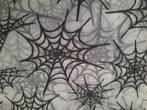 Decoratie Halloween - 2x tafellaken spinnenweb, Ophalen of Verzenden, Zo goed als nieuw