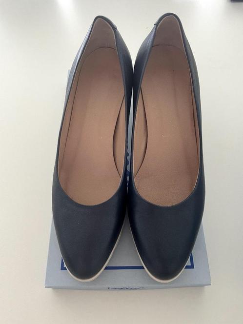 Pumps Voltan, Kleding | Dames, Schoenen, Zo goed als nieuw, Pumps, Blauw, Ophalen of Verzenden
