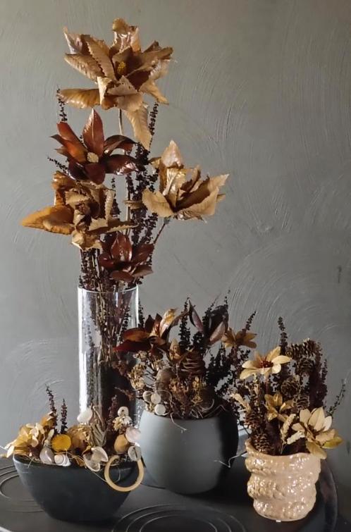 Zelf handgemaakte bloemendecoratie, Huis en Inrichting, Woonaccessoires | Kunstplanten en Kunstbloemen, Zo goed als nieuw, Ophalen
