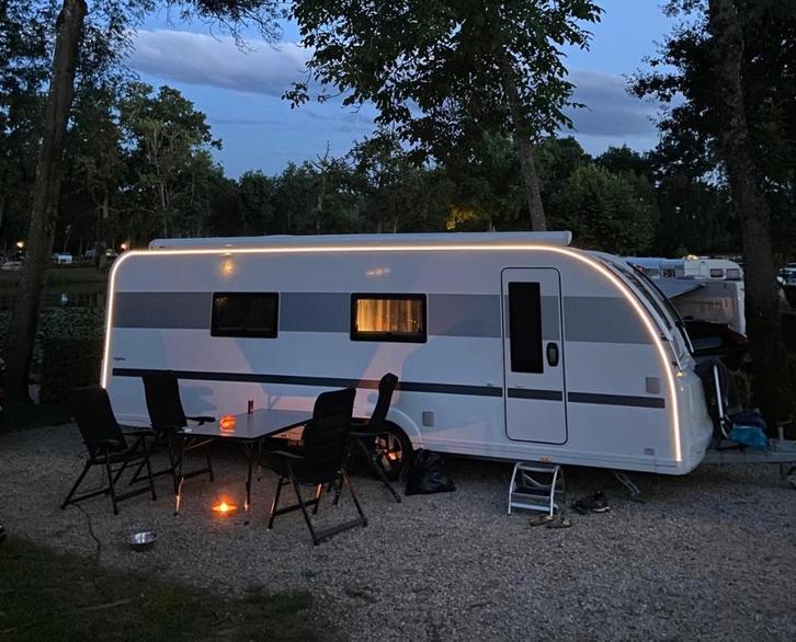 ADRIA Alpina 663 HT SNOW 05/2023 full option, Caravans en Kamperen, Caravans, Particulier, tot en met 5, 1500 - 2000 kg, Rondzit