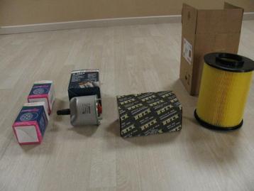 Autoonderdelen beschikbaar voor biedingen