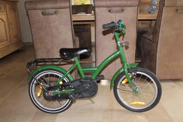 Vélo usé pour enfants  de 4-6 ans  (16" )  disponible aux enchères