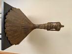 Elegant bronzen beeld, Ophalen, Brons