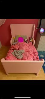 Ikea roze meegroeibed, Kinderen en Baby's, Kinderkamer | Bedden, Ophalen, Zo goed als nieuw