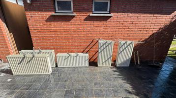 6 Radson radiatoren + 2 collectoren beschikbaar voor biedingen