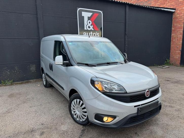 Fiat Doblo 1.6 Multijet 2022, Auto's, Bestelwagens en Lichte vracht, Bedrijf, Te koop, Fiat, Diesel, Handgeschakeld, Ophalen