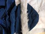 Gilet d'hiver bleu foncé avec capuche et 2 poches., Comme neuf, Enlèvement