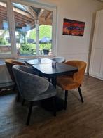 Bistro Set Castle Line, Huis en Inrichting, Stoelen, Ophalen, Modern design, Gebruikt, Stof
