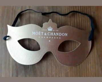 MASKER VAN HET MERK MOET EN CHANDON Champagne... 2 beschikba beschikbaar voor biedingen