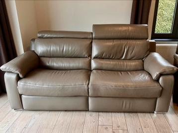 Elektrische zetel. 2,5 zit (Zo goed als nieuw) beschikbaar voor biedingen