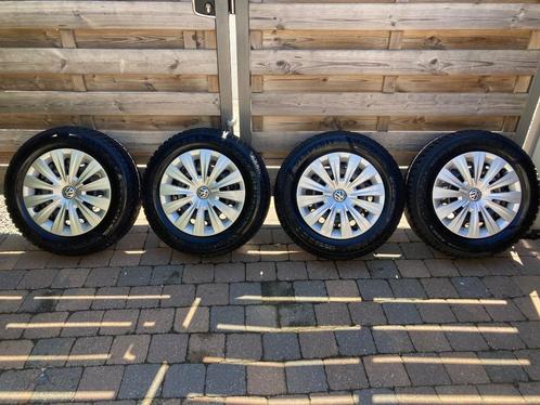 Winterbanden als nieuw VW Golf 5-6-7 Semperit 195/65 R15, Auto-onderdelen, Banden en Velgen, Banden en Velgen, Winterbanden, 15 inch