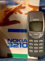 Nokia gsm's 3210, 6100 vintage, Telecommunicatie, Ophalen of Verzenden, Gebruikt, Fysiek toetsenbord
