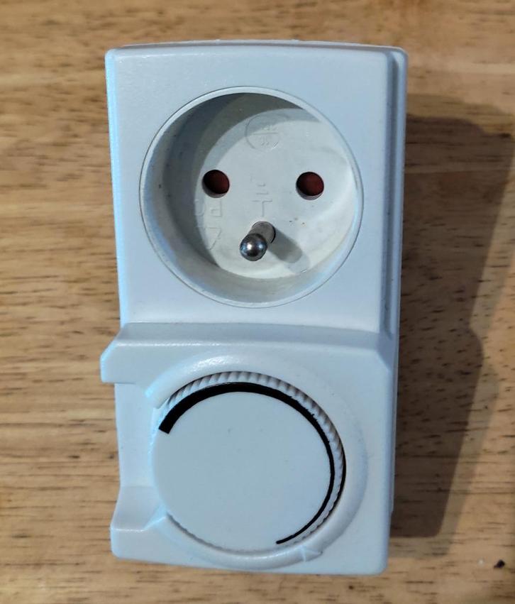 Variateur d'intensité lumineuse, ou pour limiter le courant, Bricolage & Construction, Électricité & Câbles, Comme neuf, Interrupteur