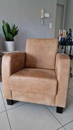 Clubzetel Annaline Leer, Enlèvement, Cuir