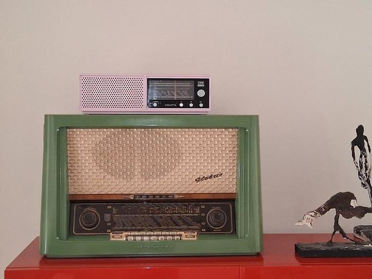 Vintage radio's groen en roze, Verzamelen, Retro, Ophalen of Verzenden