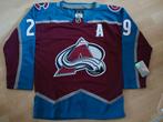 Colorado Avalanche Jersey MacKinnon maat: M, Sports & Fitness, Hockey sur glace, Envoi, Neuf, Vêtements