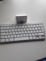 Toutsen bord aple voor ipad 1st versie, Computers en Software, Toetsenborden, Ophalen