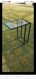 Petite tables d'appoint  Ikéa  20€ / pièce, Ophalen, Zo goed als nieuw