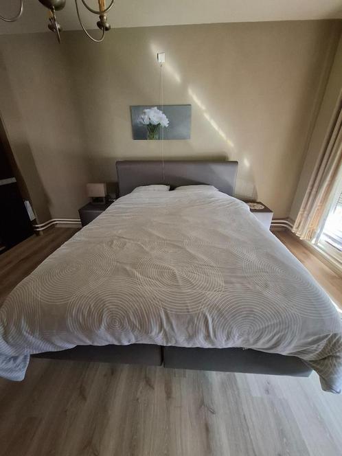 tweepersoonsbed, Huis en Inrichting, Slaapkamer | Bedden, Zo goed als nieuw, Tweepersoons, 160 cm, 200 cm, Overige materialen